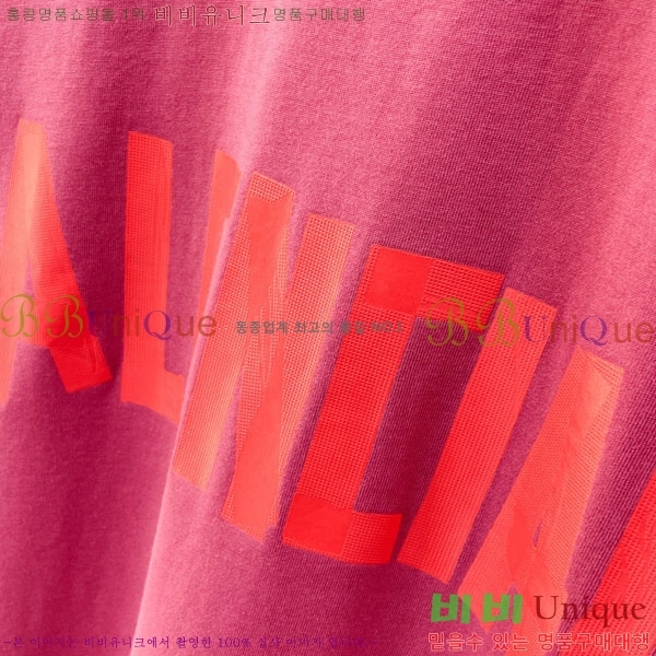 �������� �߷��þư� ���� Ƽ���� BA245539-1