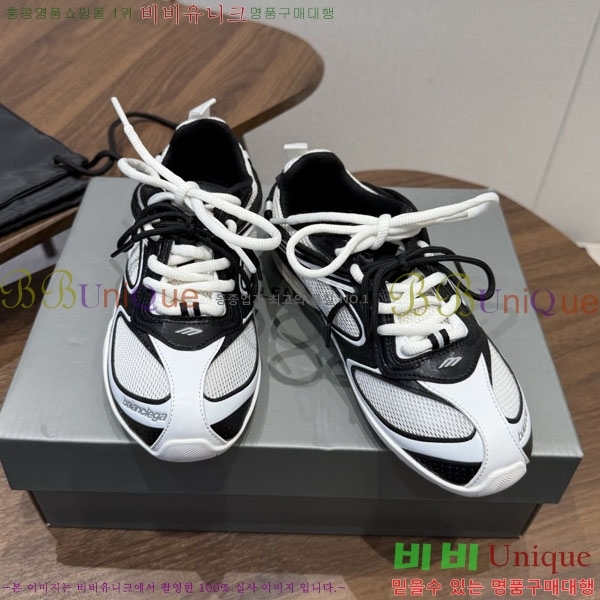 ���� �߷��þư� ����Ŀ�� B63777801-2