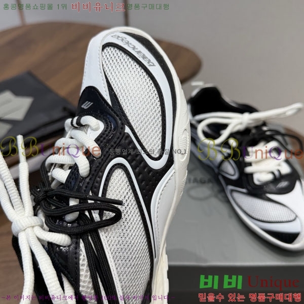 ���� �߷��þư� ����Ŀ�� B63777801-2