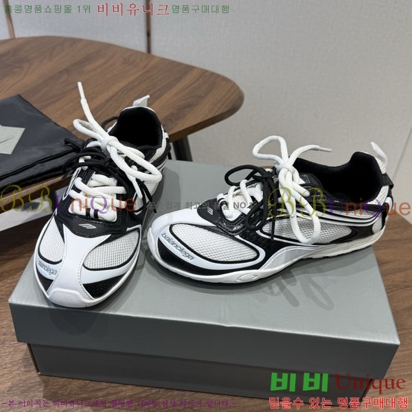 ���� �߷��þư� ����Ŀ�� B63777801-2