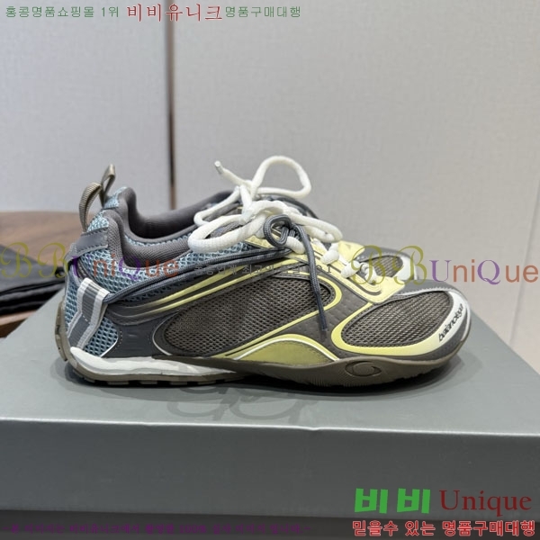 ���� �߷��þư� ����Ŀ�� B63777801-1