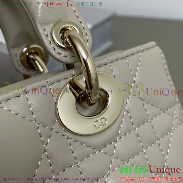 #��� ���̵� �� ���̹� ����ũ�� M00300-204