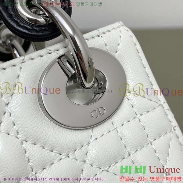 #��� Lady Dior �̴� ���̵�� M00318-204