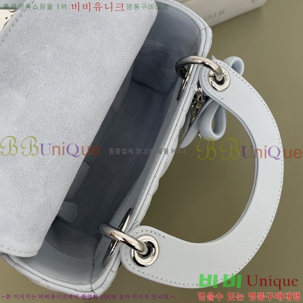 #��� Lady Dior �̴� ���̵�� M00318-201