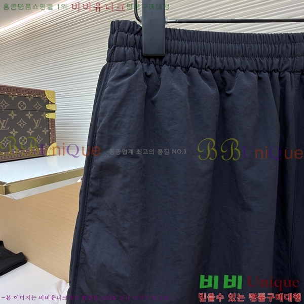 �������� �߷��þư� �ݹ��� BA136258