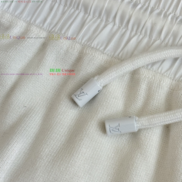 ���� ����*�� ĳ�־� ��� ���� 25LV2641844-1