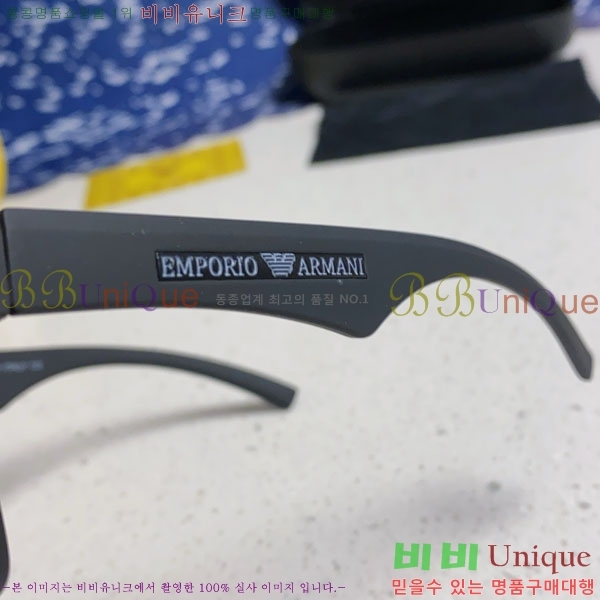 �˸��� ���۶� AM900942-8