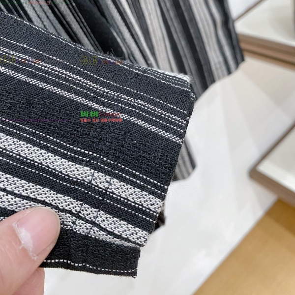 ���� �ο��� ��� �ݹ��� 22LW2642213-2